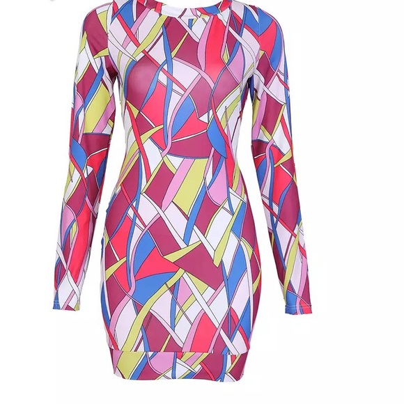 Kylie Jenner Barbie Geometric Dress - Picture 3 of 5